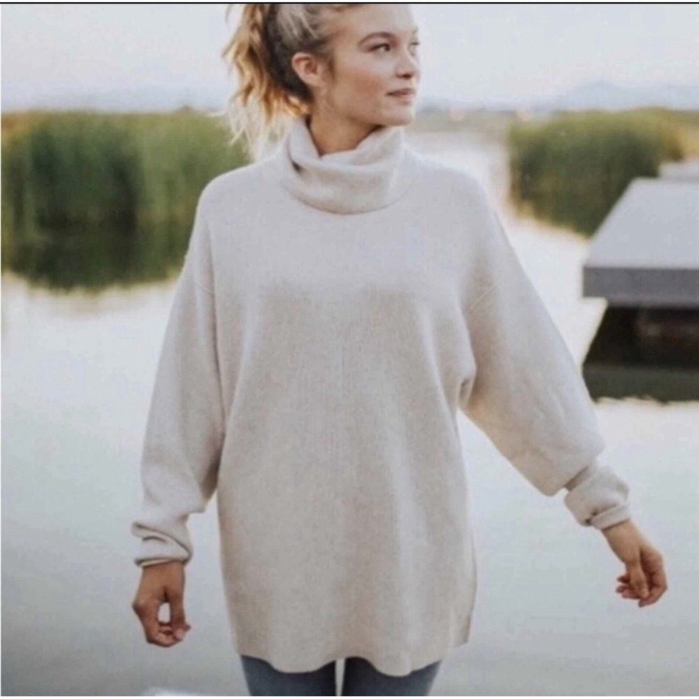 Free People Softly Structured Turtleneck Sweater Tunic‎ Oatmeal Heather M Hippie